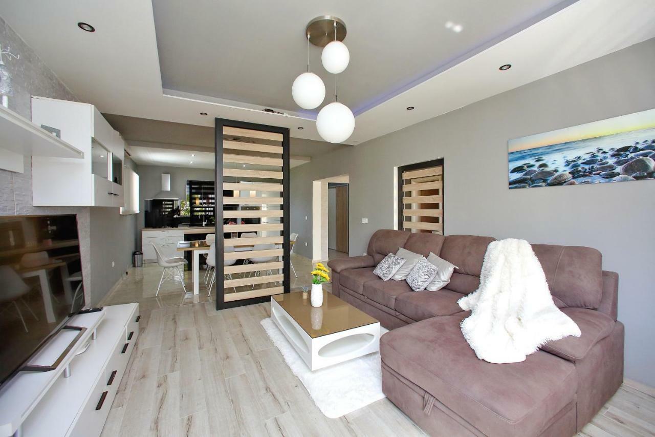 Apartments Sonia Sukošan Dış mekan fotoğraf